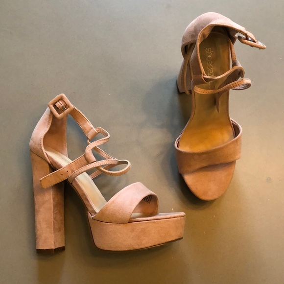 Shoe Dazzle Shoes - Blush Platform Heels with Cross Straps